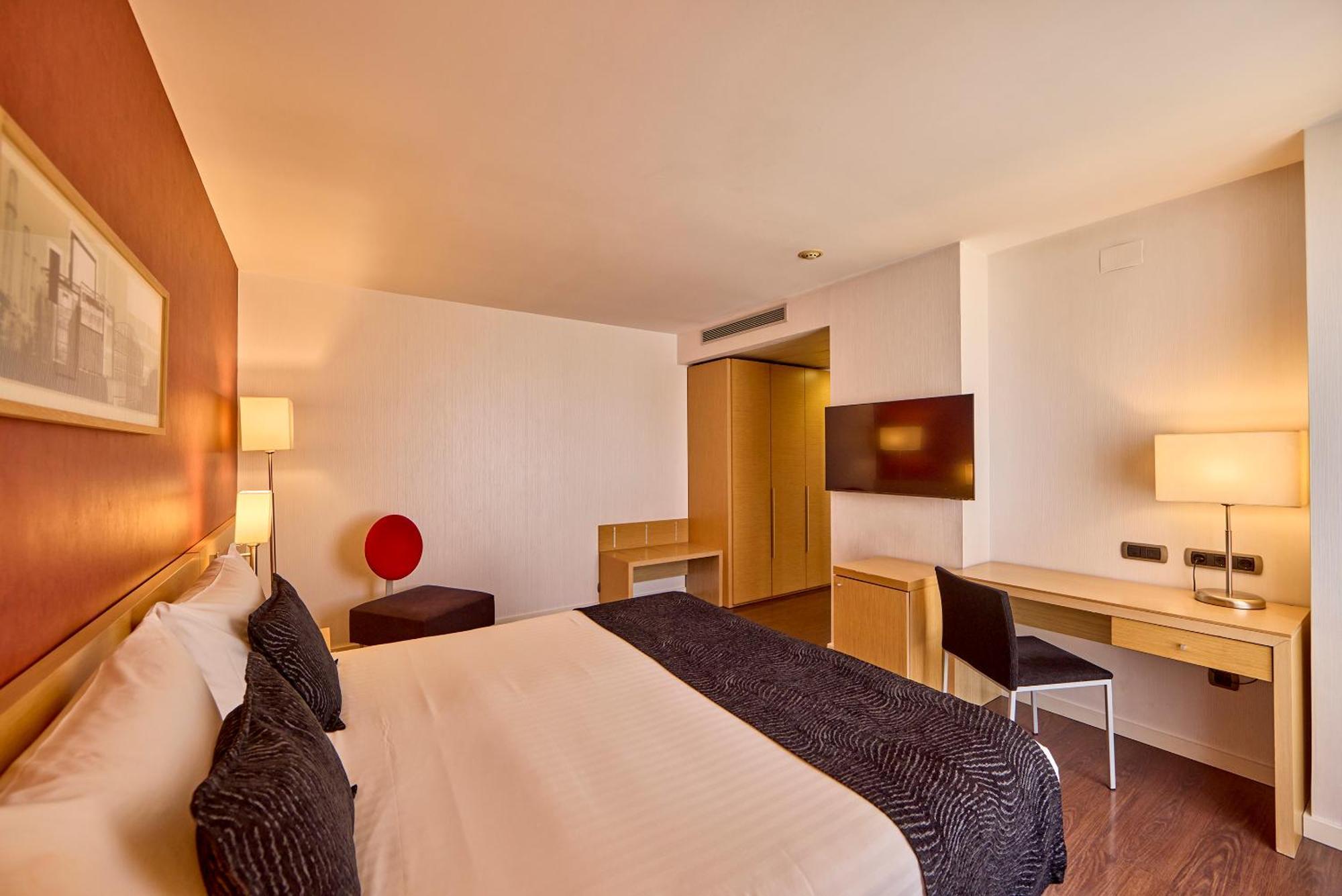 Civis Luz Castellon 4*s 4*